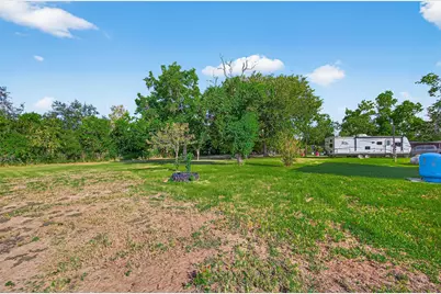 6250 N Mallard Drive, Fulshear, TX 77441 - Photo 3