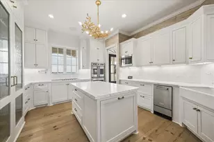 19507 Shores Dr, Galveston, TX 77554 - Photo 11