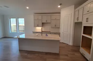 22218 Junction Peak Dr, Porter, TX 77365 - Photo 3