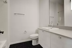 1715 Maravilla Dr, Houston, TX 77055 - Photo 25