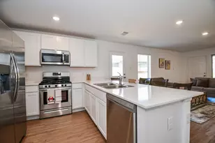 9315 Sierra Pt Wy, Baytown, TX 77521 - Photo 13