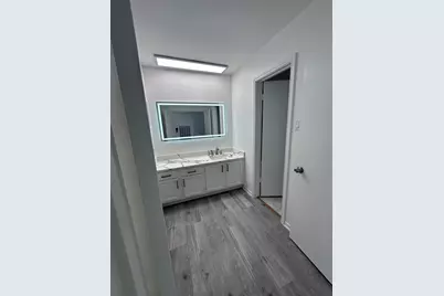 2121 El Paseo Street #2202, Houston, TX 77054 - Photo 23