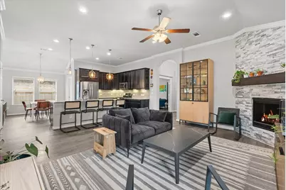 4818 Ladona Court, League City, TX 77573 - Photo 9