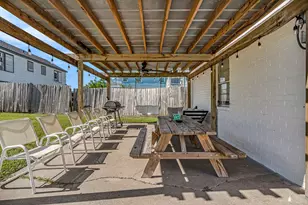 2315 67th St, Galveston, TX 77551 - Photo 19