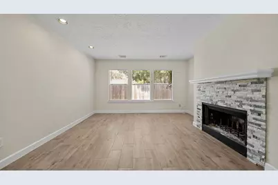 2610 Cloverfield Court, Pearland, TX 77584 - Photo 3