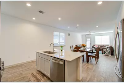 12817 Harlesden Lane, Houston, TX 77047 - Photo 11