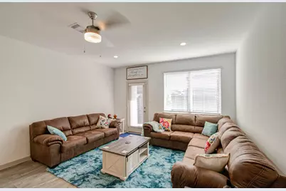 12817 Harlesden Lane, Houston, TX 77047 - Photo 17