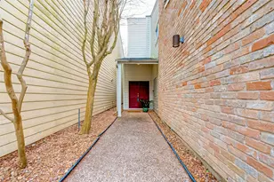 395 Rancho Bauer Dr, Houston, TX 77079 - Photo 7
