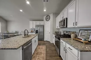 11719 Bari Reef Ln, Conroe, TX 77304 - Photo 7