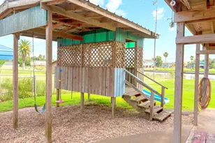 2342 County Rd 297, Sargent, TX 77414 - Photo 45