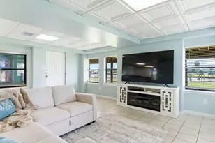 2342 County Rd 297, Sargent, TX 77414 - Photo 5