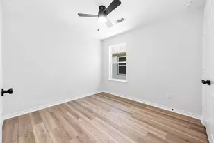 2018 Hampton A St, Houston, TX 77088 - Photo 19