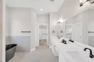 407A Sikes St, Houston, TX 77018 - Photo 27