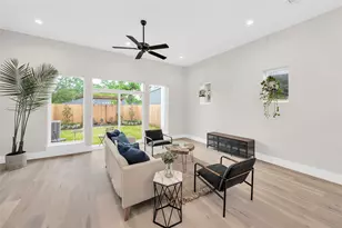 407A Sikes St, Houston, TX 77018 - Photo 15