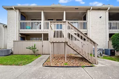 3919 Fairmont Parkway #206, Pasadena, TX 77504 - Photo 3