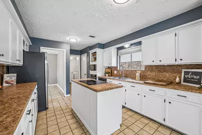 15119 Willow Branch Drive, Houston, TX 77070 - Photo 9