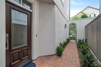 15931 Morgan Street, Sugar Land, TX 77478 - Photo 11