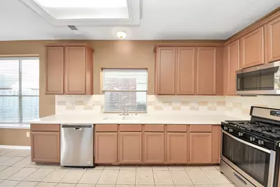 4703 Zachary Lane, Sugar Land, TX 77479 - Photo 7