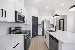 4630 Edfield St, Houston, TX 77033 - Photo 7