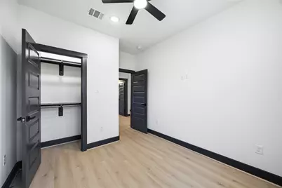 4630 Edfield Street #A/B, Houston, TX 77033 - Photo 15