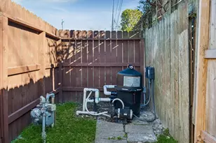 4423 Lemac Dr, Houston, TX 77096 - Photo 29