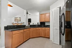 10827 Linden Gate Dr, Houston, TX 77075 - Photo 11