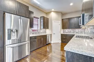 2217 St Emanuel St, Houston, TX 77003 - Photo 7