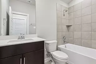 12022 Rushing Rdg Dr, Baytown, TX 77523 - Photo 9