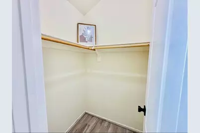 1711 Kessler Park Ct, Houston, TX 77047 - Photo 11