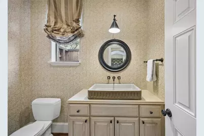 6261 Burgoyne Road, Houston, TX 77057 - Photo 23