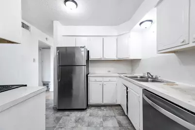 6405 Westward Street #72, Houston, TX 77081 - Photo 7