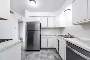 6405 Westward St, Houston, TX 77081 - Photo 7