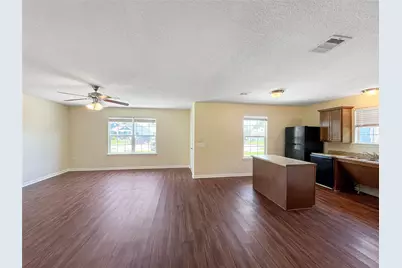 7521 Blue Jay Drive, Texas City, TX 77591 - Photo 5