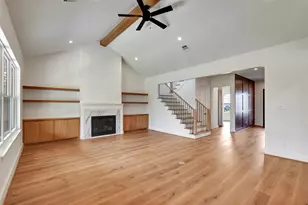 1825 Huge Oaks St, Houston, TX 77055 - Photo 9