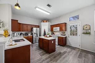 13196 Miller Ln, Willis, TX 77318 - Photo 9