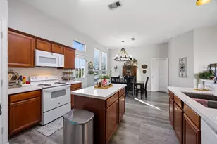 13196 Miller Ln, Willis, TX 77318 - Photo 11