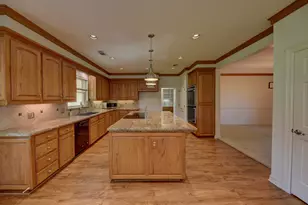 609 Piney Creek Rd, Bellville, TX 77418 - Photo 15