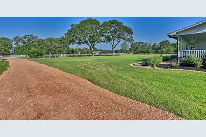 609 Piney Creek Road, Bellville, TX 77418 - Photo 7
