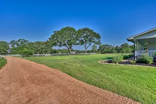 609 Piney Creek Rd, Bellville, TX 77418 - Photo 7