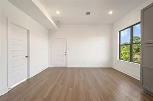 5623 Eskridge St, Houston, TX 77023 - Photo 5