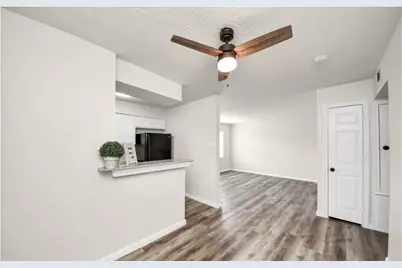 2110 Melbourne Street #12, Houston, TX 77026 - Photo 1