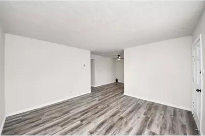 2110 Melbourne Street #12, Houston, TX 77026 - Photo 3