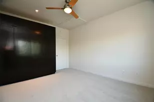 92 Dennis St, Houston, TX 77006 - Photo 43