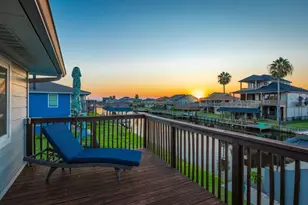 621 Warsaw St, Bayou Vista, TX 77563 - Photo 41