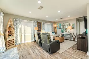 621 Warsaw St, Bayou Vista, TX 77563 - Photo 27