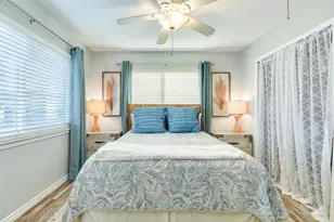 621 Warsaw St, Bayou Vista, TX 77563 - Photo 33