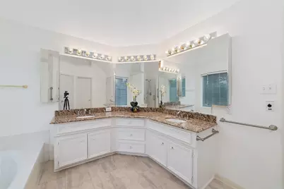 12435 Hazyglen Drive, Houston, TX 77082 - Photo 21
