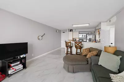 5220 Seawall Boulevard #735, Galveston, TX 77551 - Photo 7