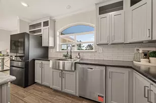 5210 Beaver Rd, Santa Fe, TX 77517 - Photo 5