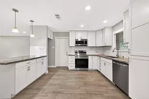 9219 Kostelnik St, Needville, TX 77461 - Photo 5